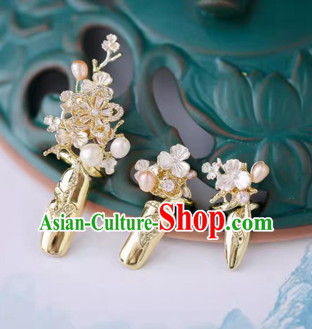 Handmade Wedding Fingernail Accessories Traditional Chinese Golden Nail Wraps for Women