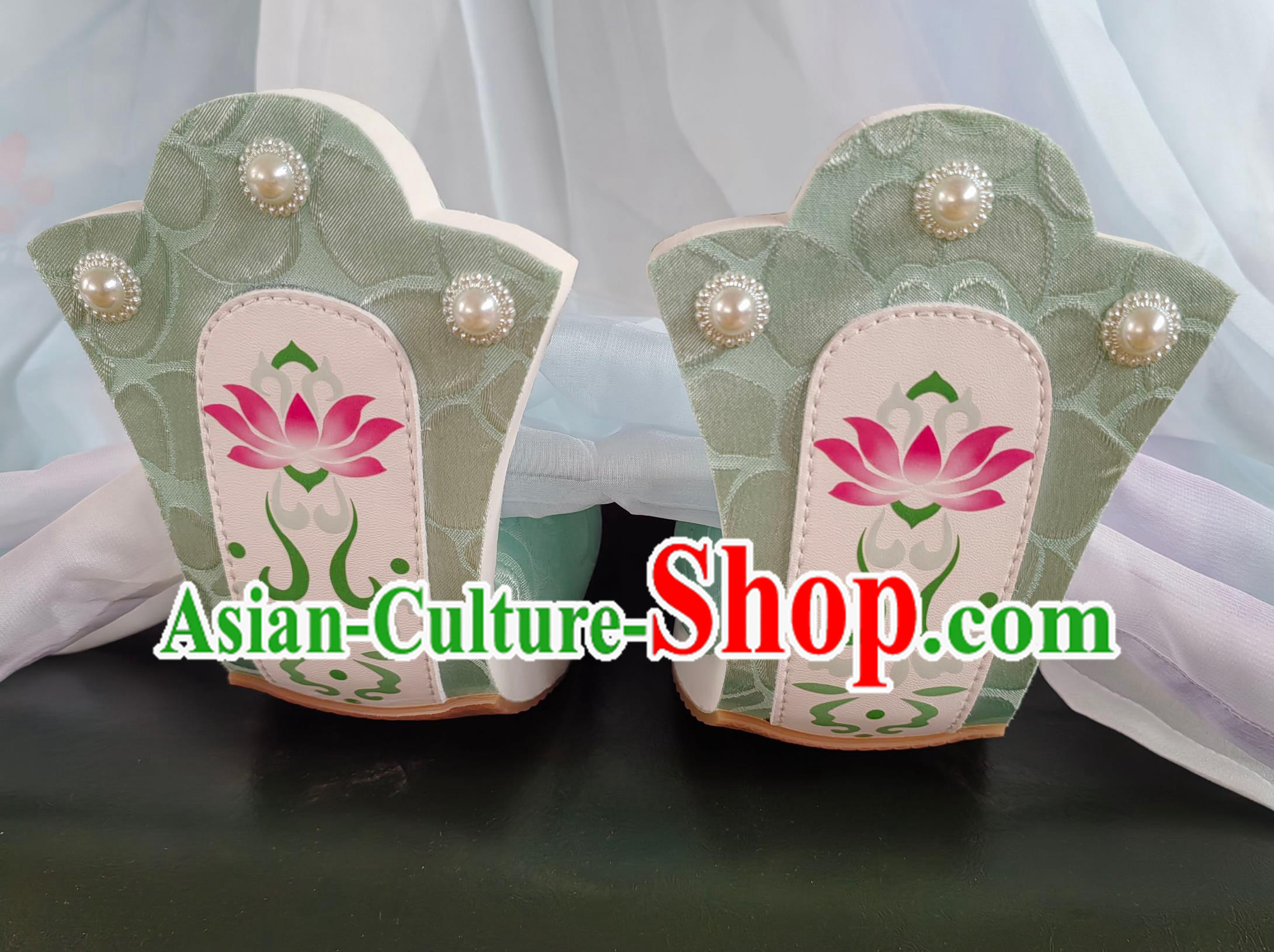 Ancient Chinese Dengyun Shoes China Tang Dynasty Princess Shoes Traditional Green Hanfu Shoes