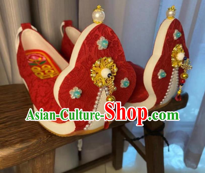 Ancient Chinese Wedding Bride Red Shoes Handmade China Tang Dynasty Empress Curved Toe Shoes Traditional Hanfu Stage Show Shoes