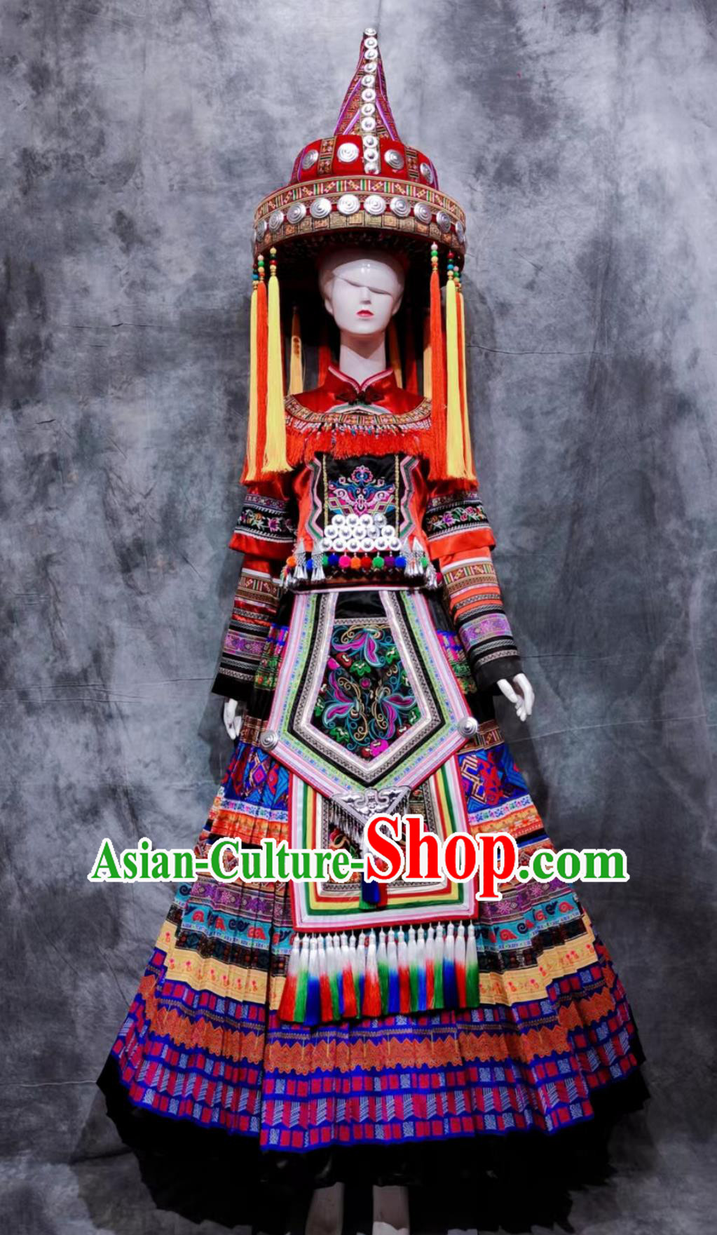China Guizhou March 3rd Festival Dress Traditional Chinese Yao Ethnic Wedding Costume National Minority Woman Clothing