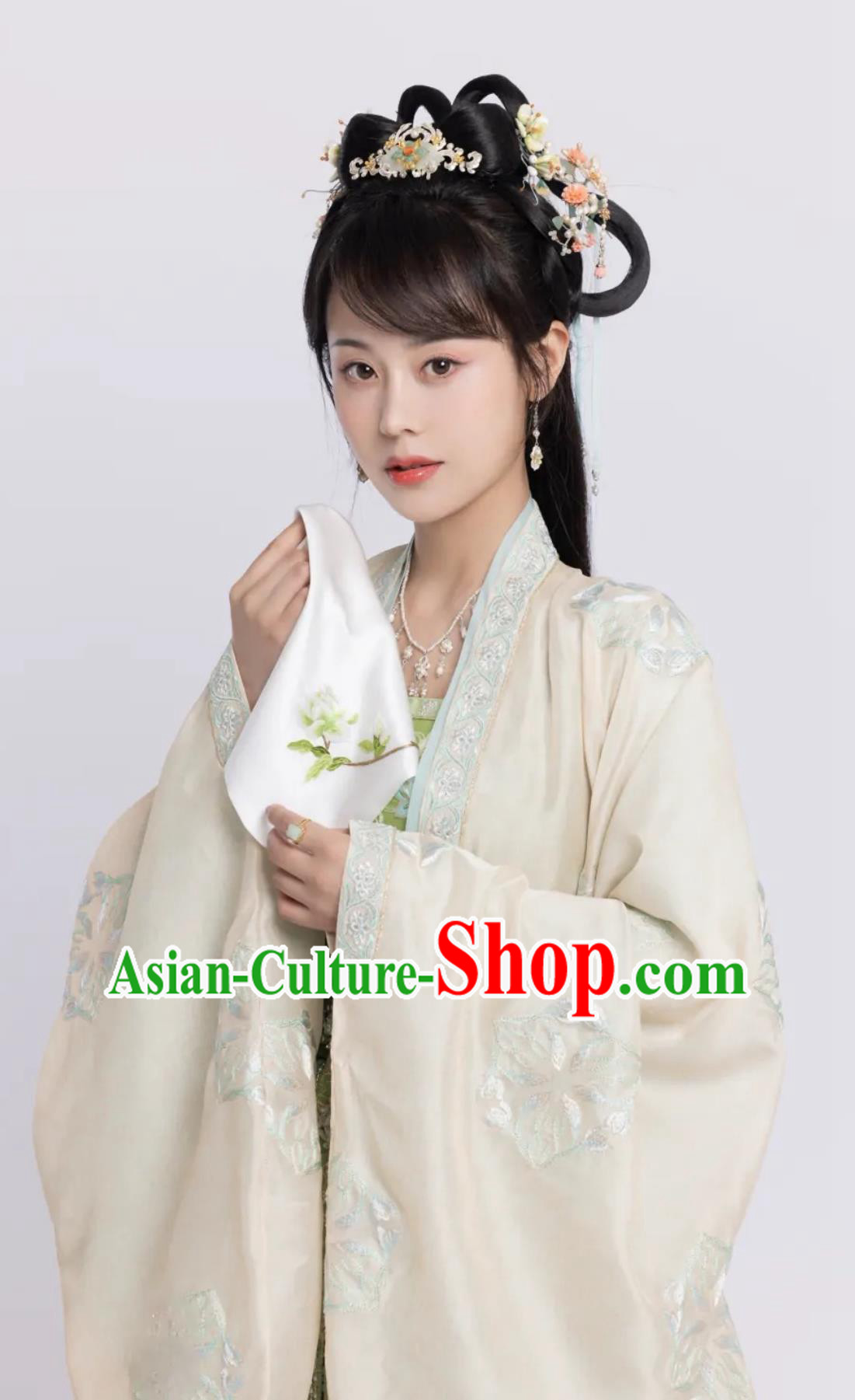 Ancient China Noble Lady Clothing Chinese TV Drama Story of Kunning Princess Xue Shu Light Green Dresses